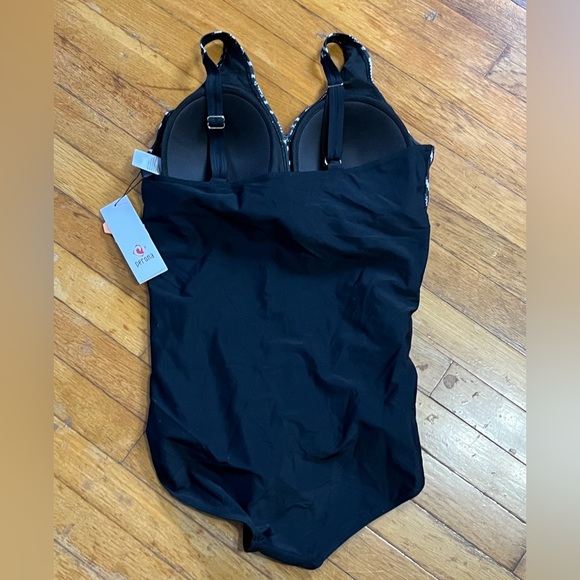 Perona one piece swim suit - Picture 2 of 7